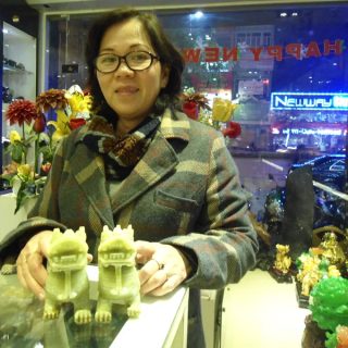 Chị Trang- khách hàng mua tỳ hưu Bắc kinh xanh trung BKX-M