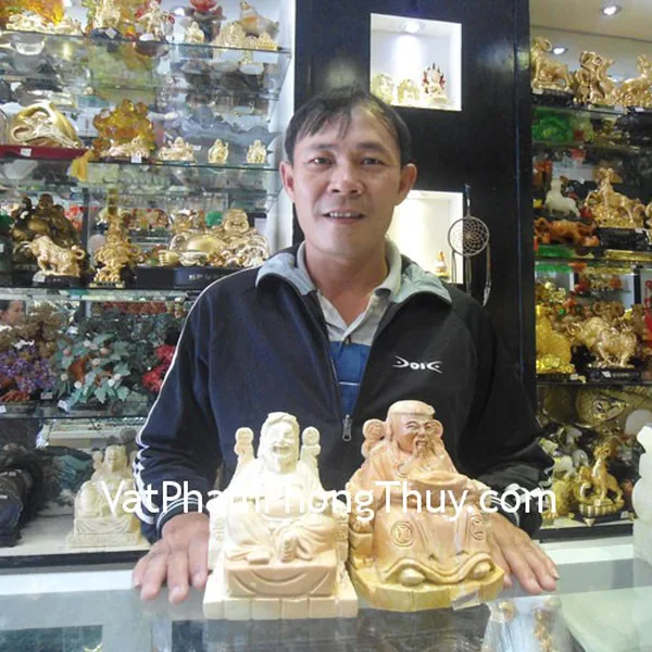 Anh Long - khách hàng mua thần tài thổ địa đá marble TDV3