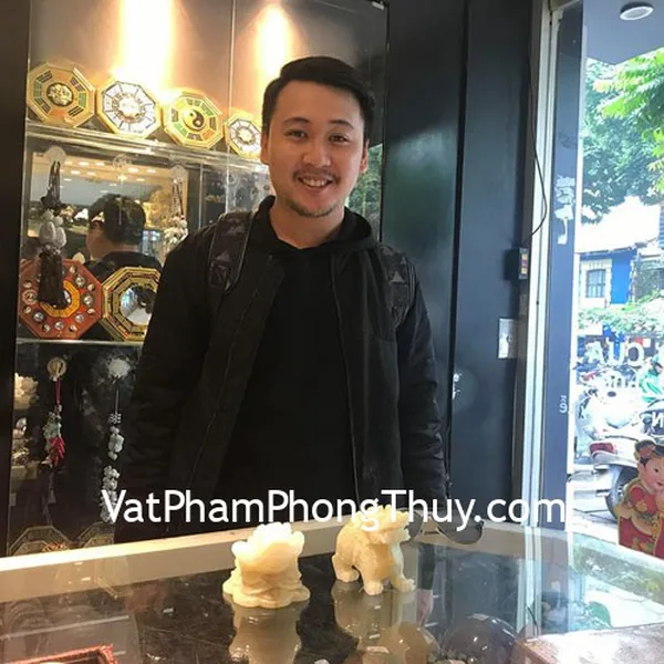 Anh Ninh- Khách hàng mua Tỳ hưu Bắc Kinh đen size chuẩn, Thiềm Thừ Cẩm Thạch size chuẩn, Mai hoa thập toàn