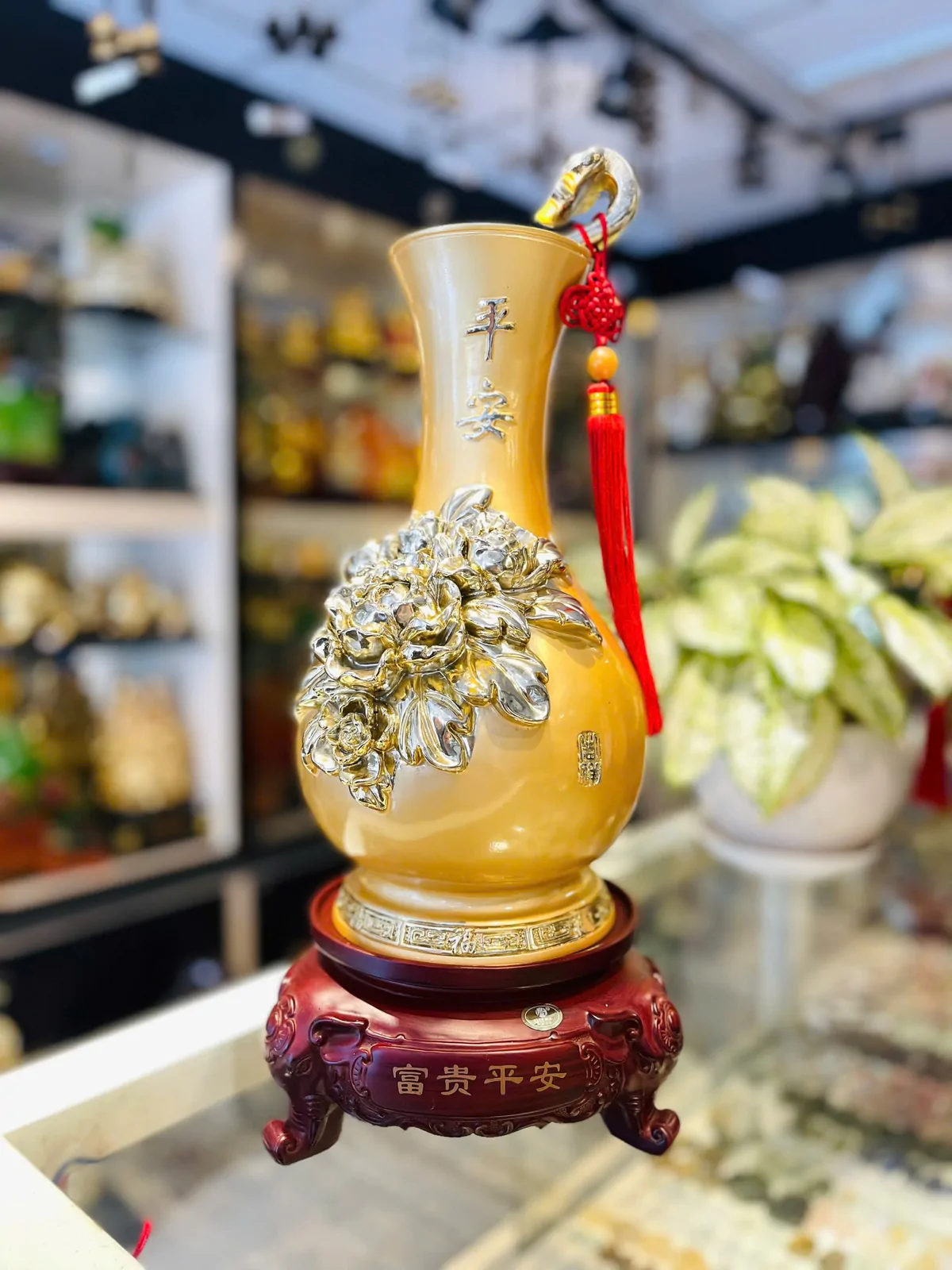 Bình vàng mẫu đơn vàng - phú quý bình an H480G