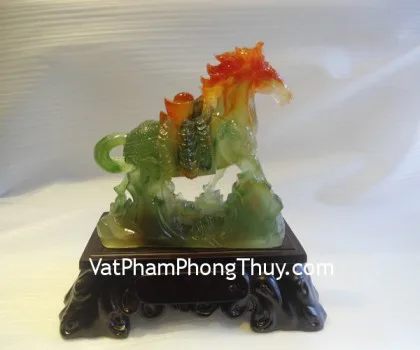 Ngựa ngọc vàng trên núi ngọc vàng lớn - Mã đáo thành công C102A