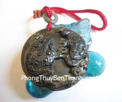 Cặp thiềm thừ ngậm tiền đá hắc ngà (thạch anh đen) S816