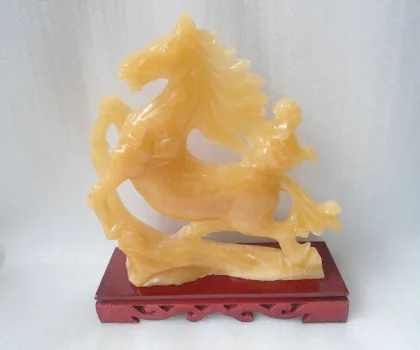 Mã thượng phong hầu đá ngọc Hoàng Long AHM126