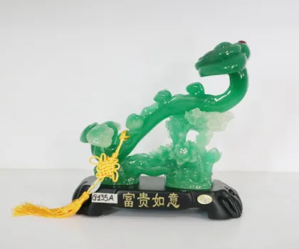 Gậy như ý ngọc xanh trên bụi mẫu đơn - Phú quý như ý G135A