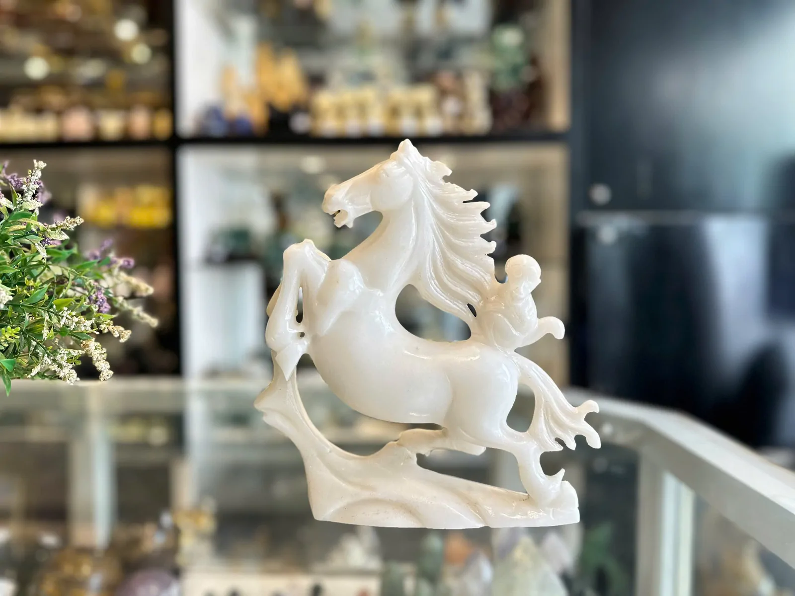 Mã thượng phong hầu bạch ngọc AHM141