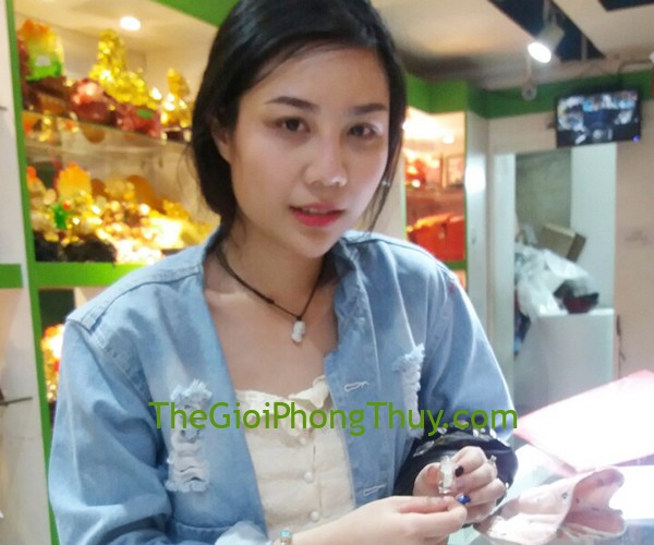 Chị Yến - Khách Hàng mua Hồ ly thạch anh vàng tinh xảo FS6342