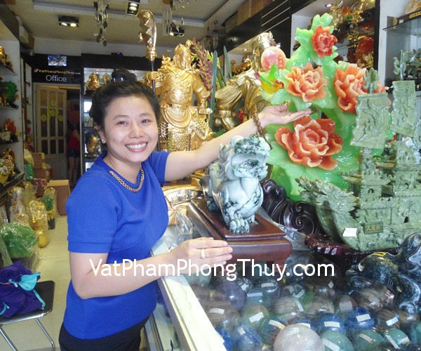 Chị Vân - khách hàng mua chuỗi thạch anh tóc đồng S5104-7680