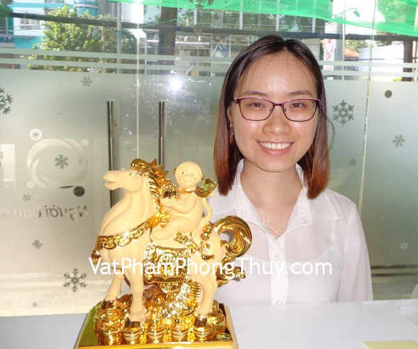 Chị Xuân - khách hàng mua Khỉ tài lộc cưỡi ngựa thần-phước K038M