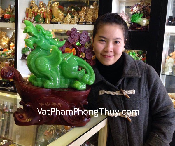 Chị Châu - khách hàng mua tỳ hưu xanh H133G