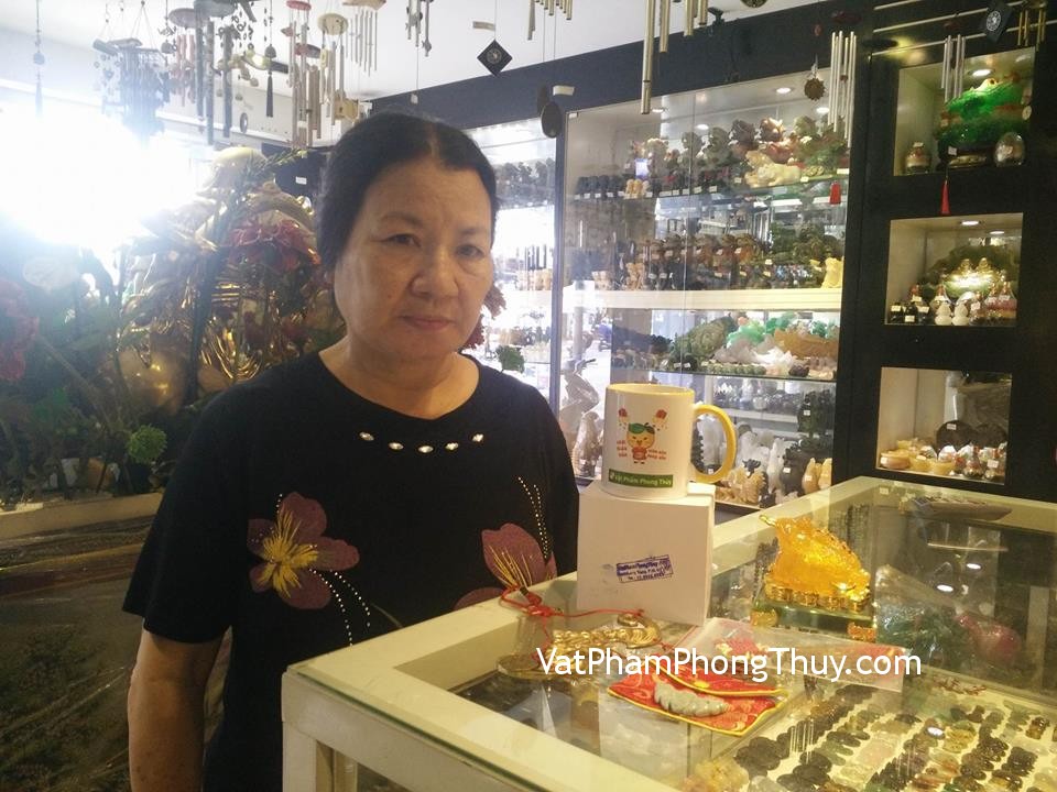 Cô Thu - khách hàng mua tượng thiềm thừ K150M, mặt dơi Phỉ Thúy S722, đồng tiền ngũ phúc CC2003, dơi treo mai hoa D117