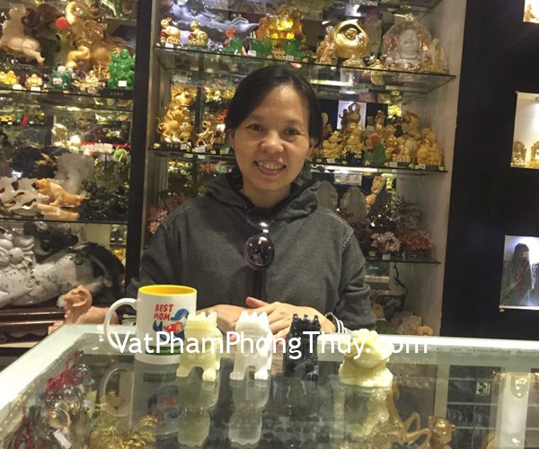 Chị Kim Chi- khách hàng mua tỳ hưu bắc kinh đen chuẩn BKD-S, tỳ hưu bắc kinh xanh chuẩn BKX-S, tỳ hưu bắc kinh trắng BKT-S chuẩn và cóc tây tạng chuẩn CCT-S