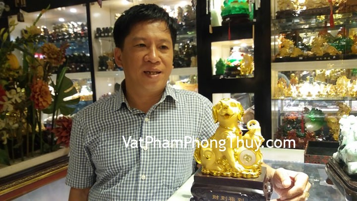 Anh Dũng - khách hàng mua tượng Chó sa kim vàng bên hồ lô C022A