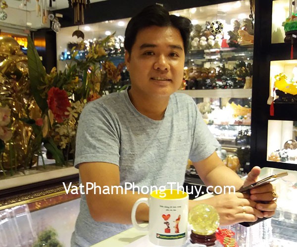 Anh Triều - khách hàng mua quả cầu thạch anh vàng đặc biệt GM150