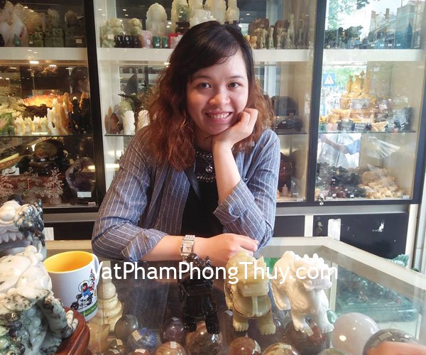 Chị Hiền - khách hàng mua bộ tỳ hưu Băc Kinh trung