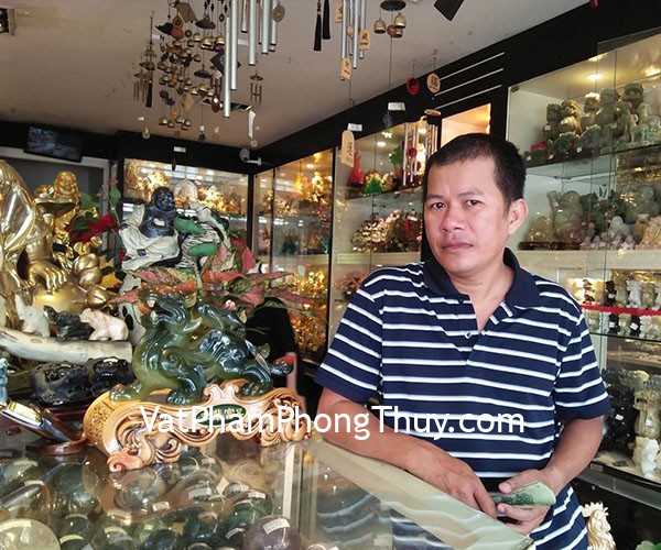 Anh Phong- khách hàng mua tượng tỳ hưu xanh cõng con A073